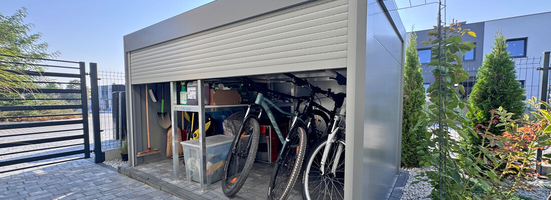 New Knall garden storage, a custom sized box garage for bikes, motorbikes and tools!